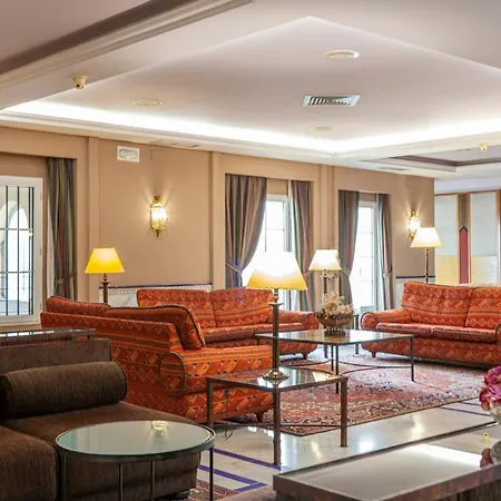 Maciá Alfaros Hotel 4*