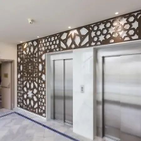 Hotel Maciá Alfaros 4*