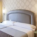 Macia Alfaros 4*